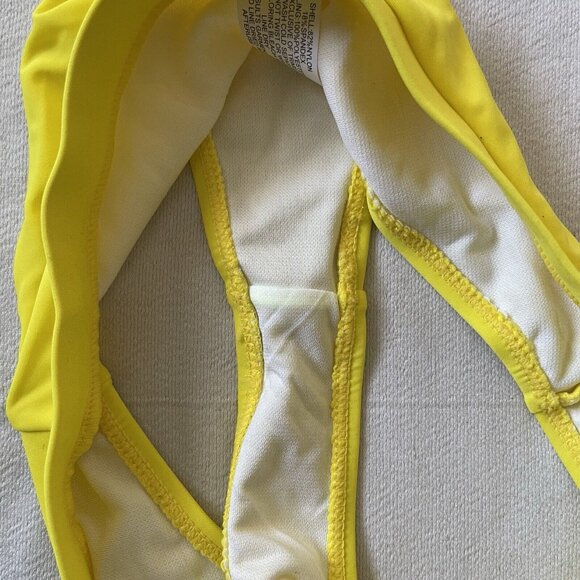 Yellow Tank Top Buckle Strap Bikini Sets Never Worn Size Large - Picture 4 of 7